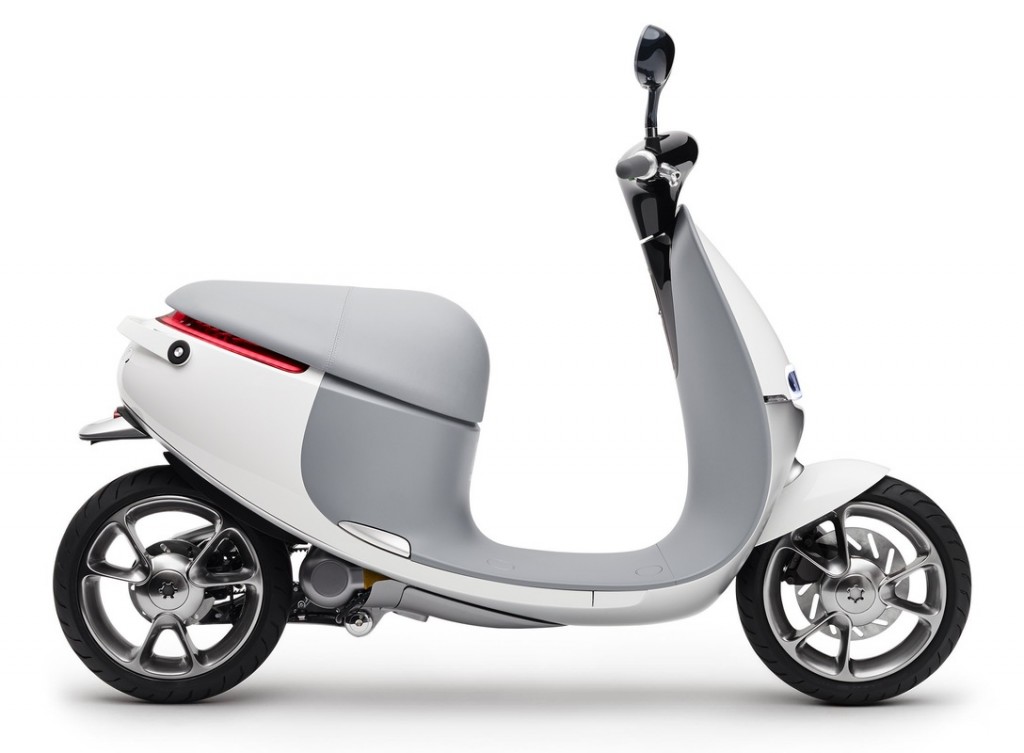 Gogoro side