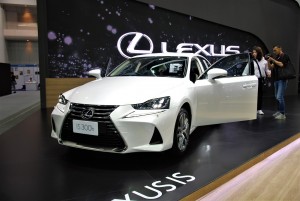 Lexus IS 300h 33rd Thailand International Motor Expo 2016