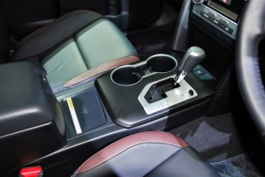 Toyota Camry ES Sport Centre Console 33rd Thailand International Motor Expo 2016