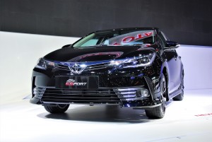 Toyota Corolla Altis ES Sport Front View 33rd Thailand International Motor Expo 2016