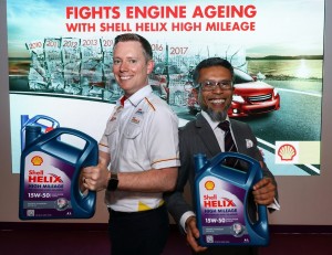 Shell Lubricants SEA Executive Director Troy Chapman (L) and Shell Malaysia MD Shairan Huzani Husain; Helix High Mileage Launch