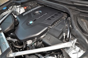 BMW X3 2.0L TwinPower Turbo Engine