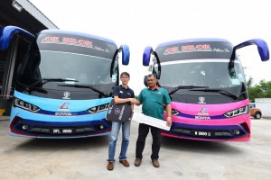 Scania Kuala Terengganu Handover, Gong Badak, Agensi Pelancungan D & Adik Beradik, Scania Bus, Malaysia