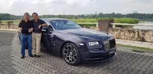 Chips Yap, ex-editor of AW and yours truly shared the Black Badge Wraith for a short drive.