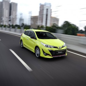 Toyota Yaris_Indonesia_Driving