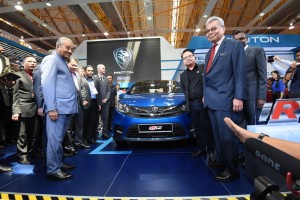 Proton Iriz_YAB Tun Dr Mahathir Mohamad_Malaysia Autoshow 2019