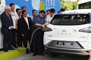 Hyundai NEXO_Sarawak Energy_Hydrogen Refuelling Station_Chief Minister of Sarawak, Datuk Patinggi Abang Johari Openg_Malaysia