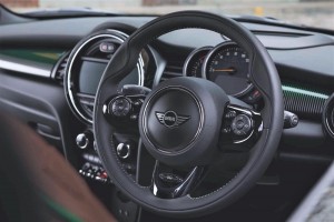 The MINI 60 Years Edition_Steering Wheel