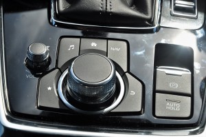 Mazda CX-8_Commander Control Knob_Centre Console