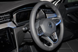 Volkswagen_Steering Wheel