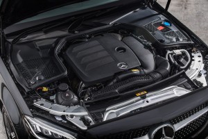 Mercedes-Benz C200 AMG Line_2.0L Turbo Engine