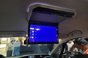 Nissan Serena S-Hybrid Premium Highway Star_11.6 Inch Roof Mounted Monitor