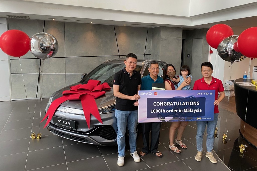 BYD_ATTO 3_1000th Order_Sime Darby Motors