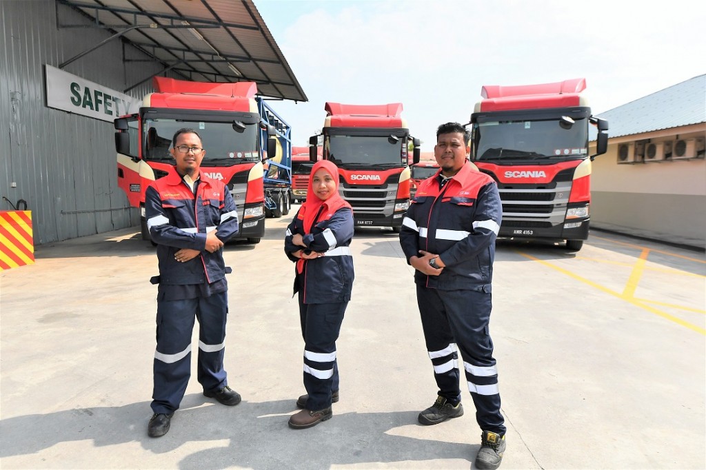 Truck drivers of CANST