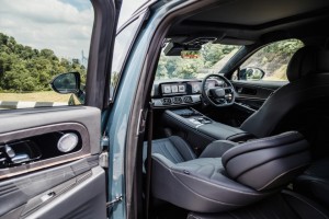 Jaecoo J8 AWD_6 seater_Interior_Seats_Cockpit