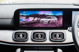 Jaecoo J8 AWD_6 seater_Infotainment_Mud Mode