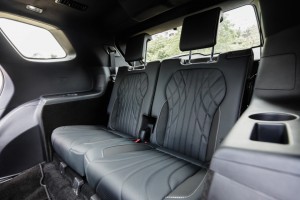 Jaecoo J8 AWD_6 seater_3rd Row Seats