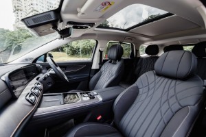 Jaecoo J8_5 seater_Front Seats_Sunroof
