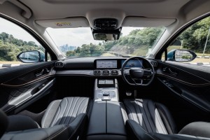 Jaecoo J8_5 seater_Dashboard_Centre Console_Steering_Infotainment