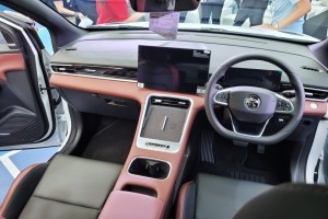 Proton X50 Flagship_Dashboard_Steering_Infotainment_Centre Console
