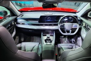 Chery Tiggo 7 PHEV CSH_Dashboard_Centre Console_Steering_Infotainment