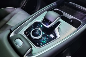 Chery Tiggo 7 PHEV CSH_Centre Console_Gear Selector_EV_Hybrid Mode