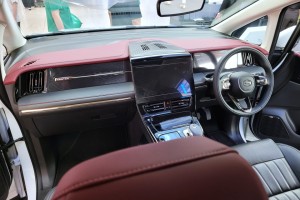 GAC M8 PHEV_Master_Dashboard_Steering_Infotainment