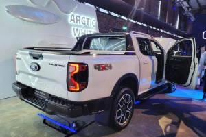 Ford_Ranger Wildtrak_3.0 V6 Diesel_Arctic White