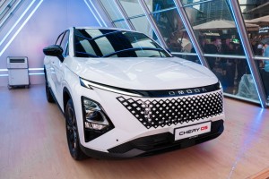 Chery O5_Front_Headlights_DRL_Grille