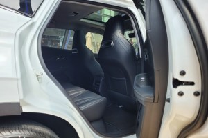 Chery O5_Rear Seats_Sunroof